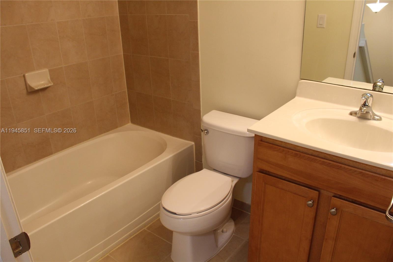 THE COURTS AT BAYSHORE I - Residential