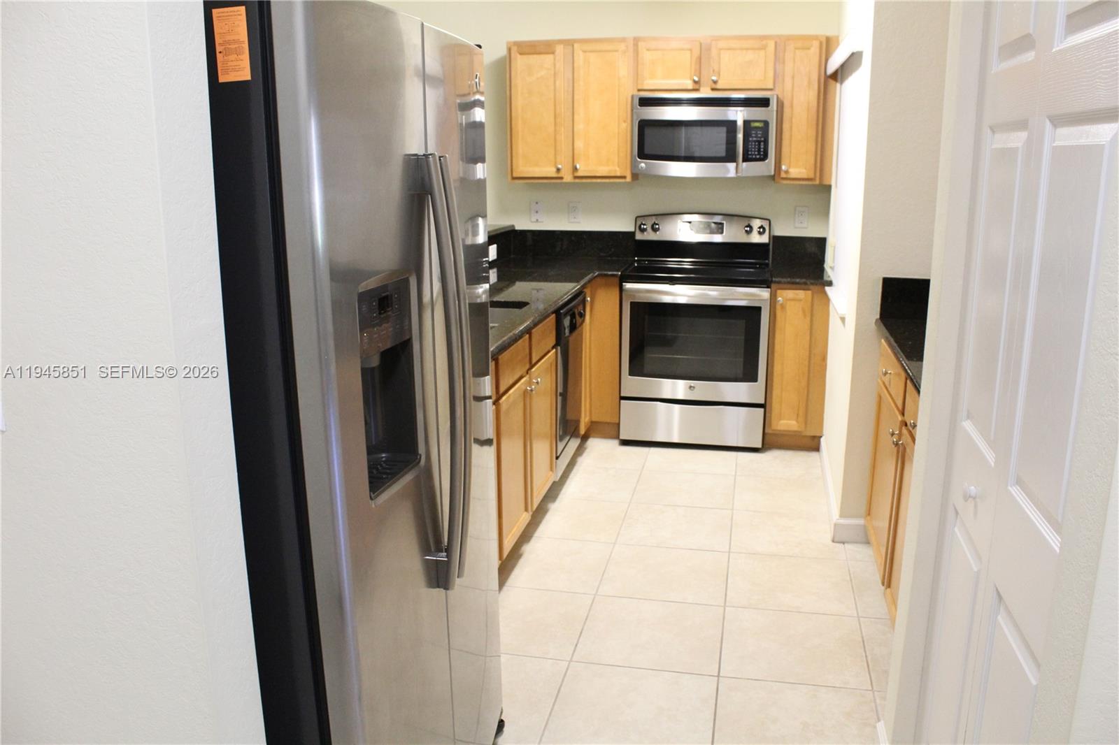 THE COURTS AT BAYSHORE I - Residential