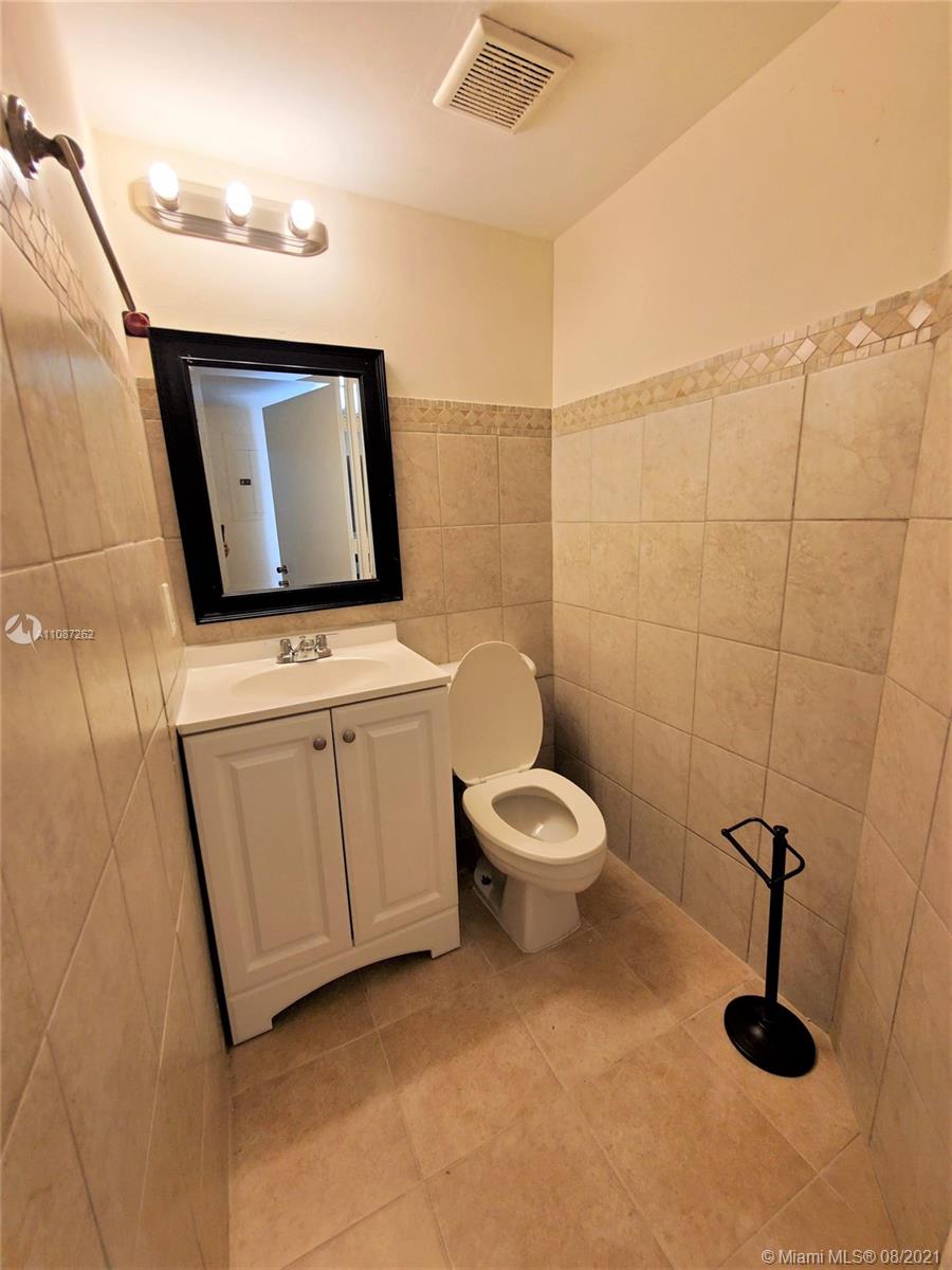PUERTO BELLO CONDO NO 2 - Residential Lease
