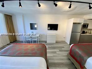 19201 Collins Ave 1119