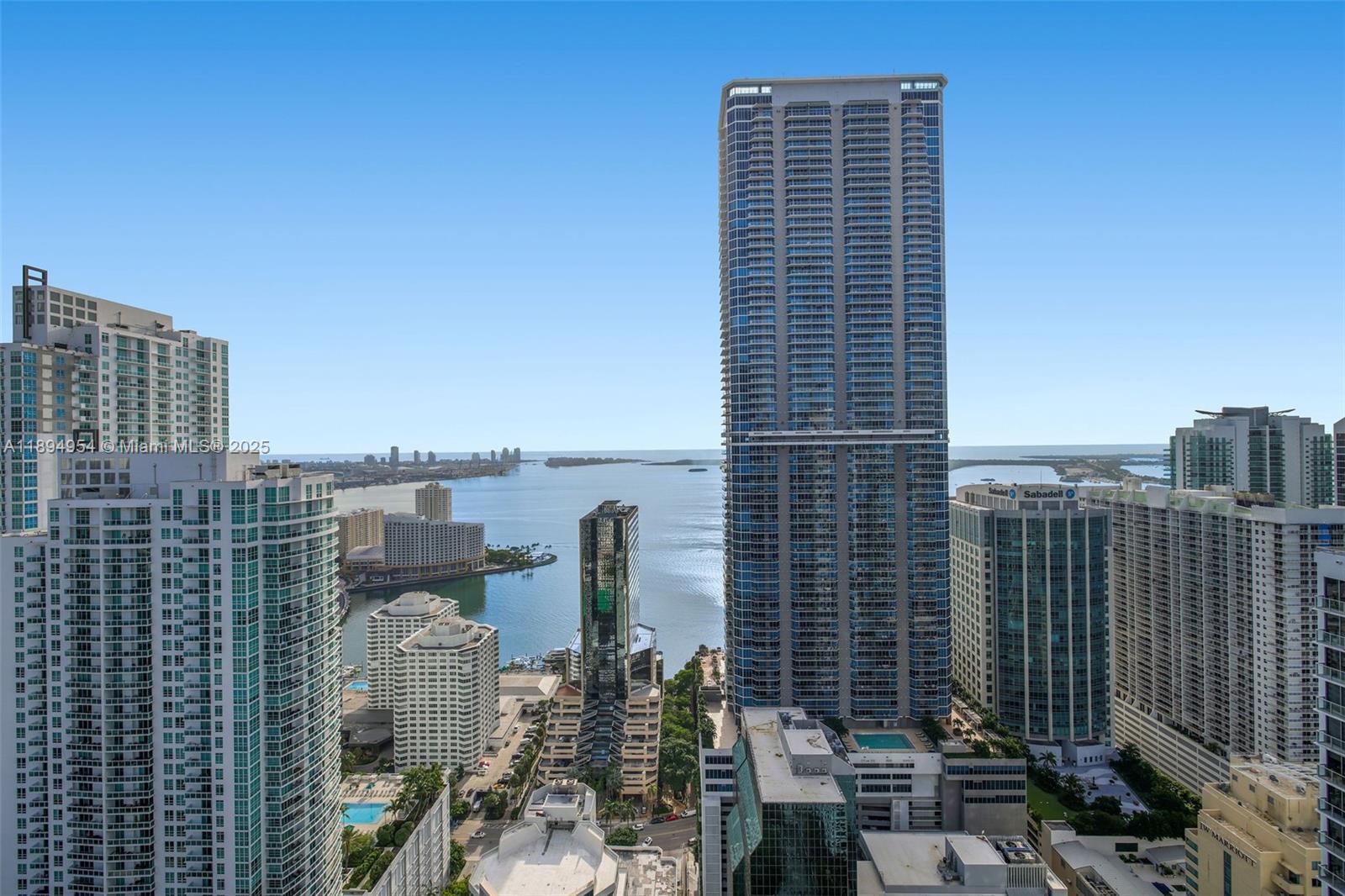 View photos, virtual tours, details... 1010 Brickell Ave 4704