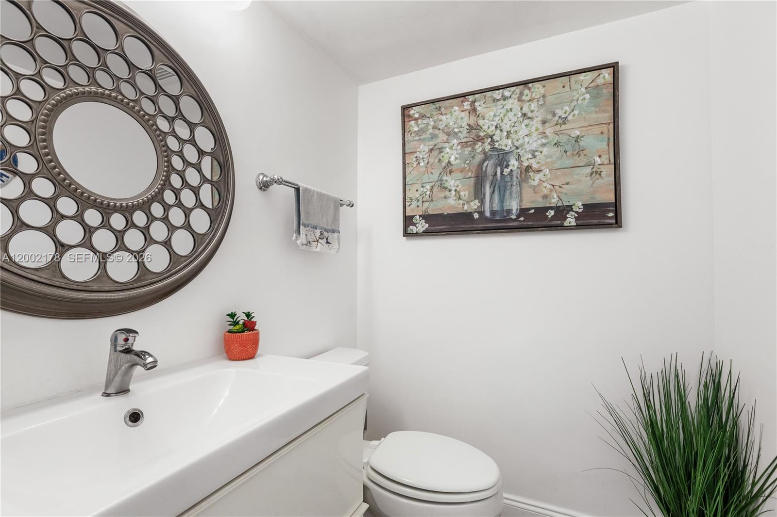 PARKER PLAZA CONDO ESTATE - Residential