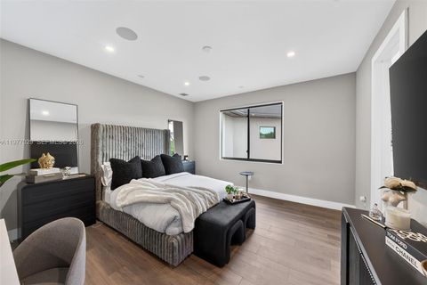 Tiny photo for 3560 Paddock Rd, Weston, FL 33331 (MLS # A11977029)