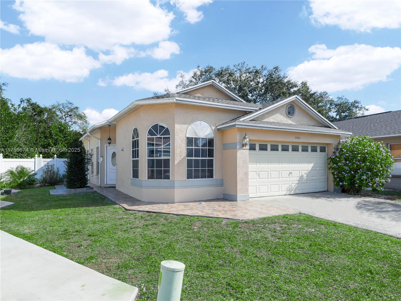 Property for Sale at 2907 Willow Oak Ct, Kissimmee,  - Bedrooms: 3 
Bathrooms: 2  - $370,000