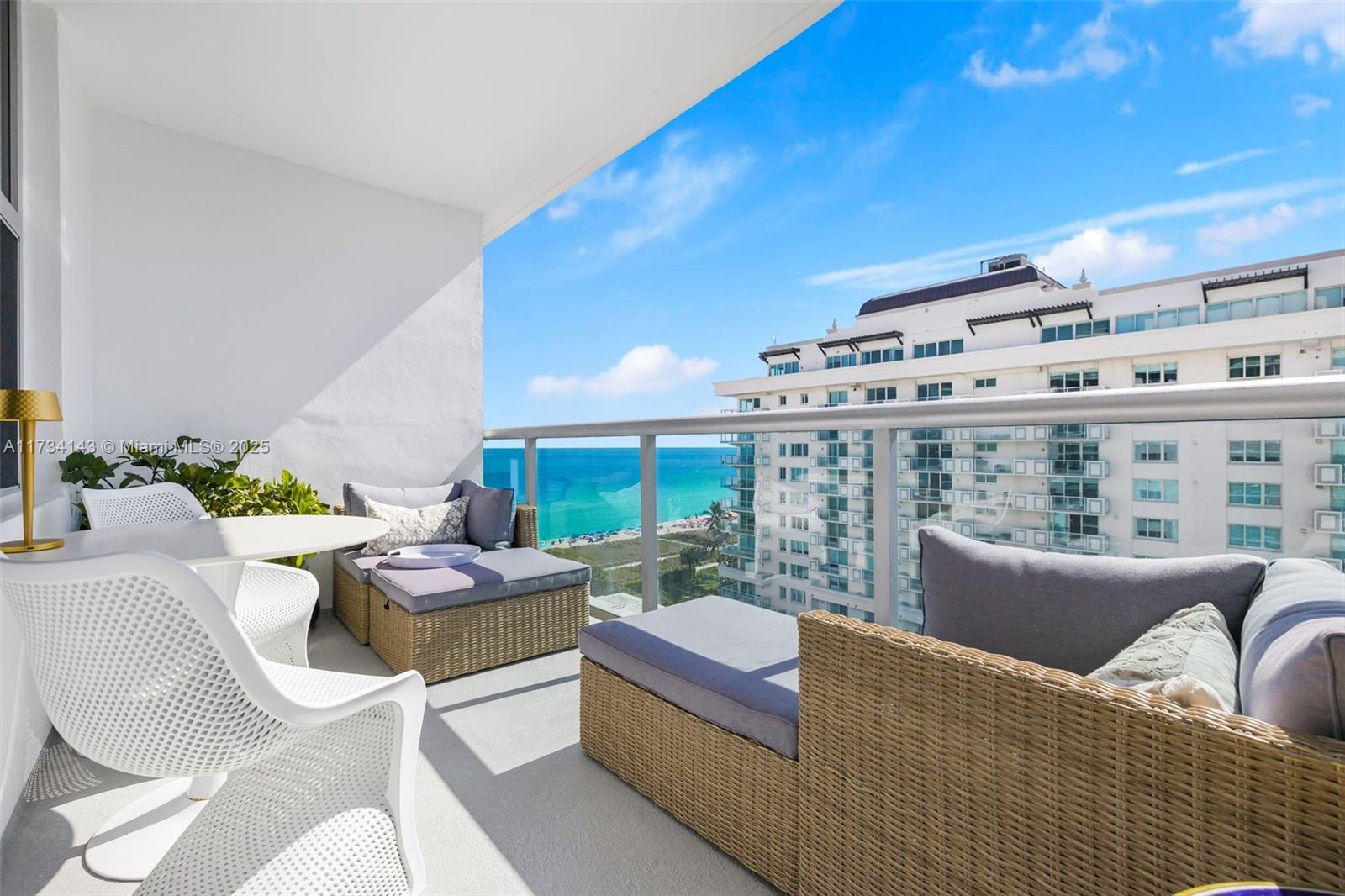 9511 Collins Ave 1008