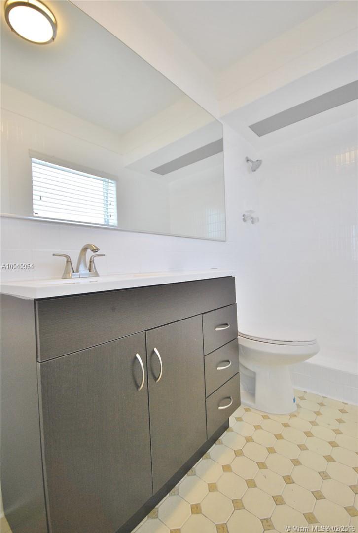 BISCAYNE BEACH SUB - Residential Lease