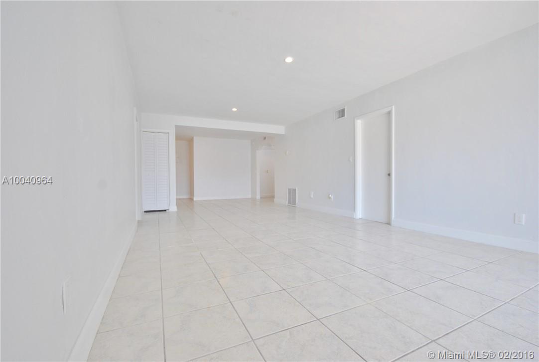 BISCAYNE BEACH SUB - Residential Lease