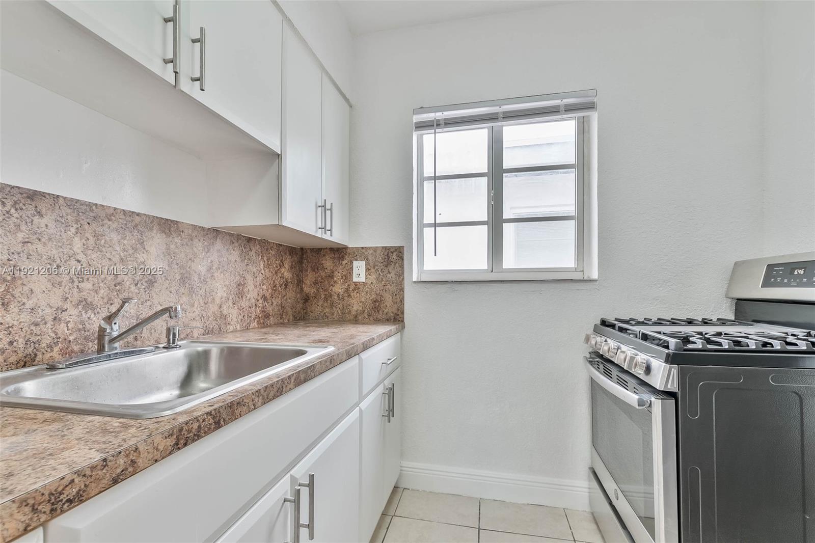 OCEANSIDE SEC ISLE OF NOR - Residential Lease