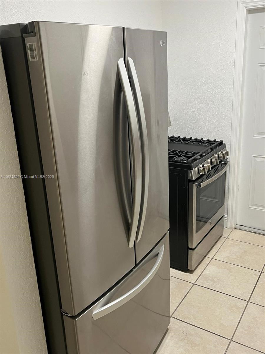 OCEANSIDE SEC ISLE OF NOR - Residential Lease