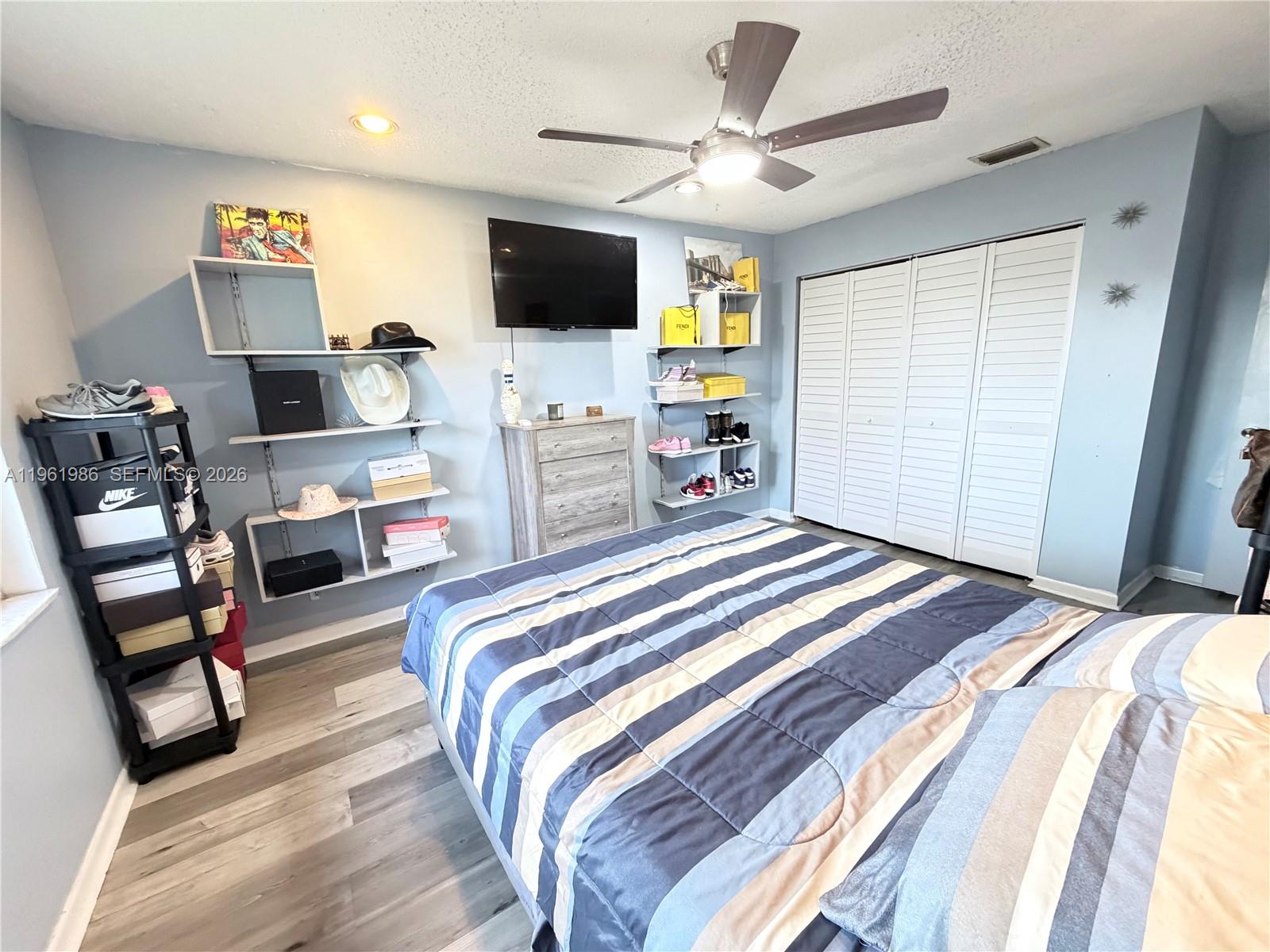 LAKEVIEW HOMES PHASE 1 - Residential