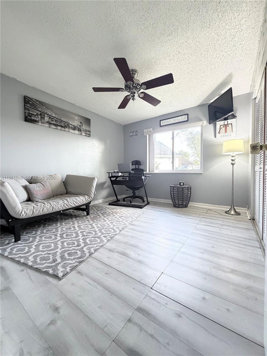 LAKEVIEW HOMES PHASE 1 - Residential