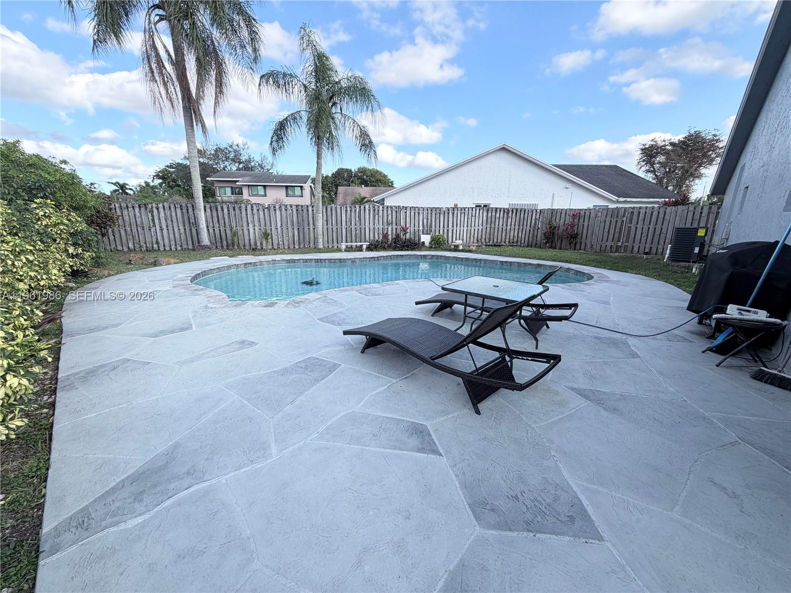 LAKEVIEW HOMES PHASE 1 - Residential