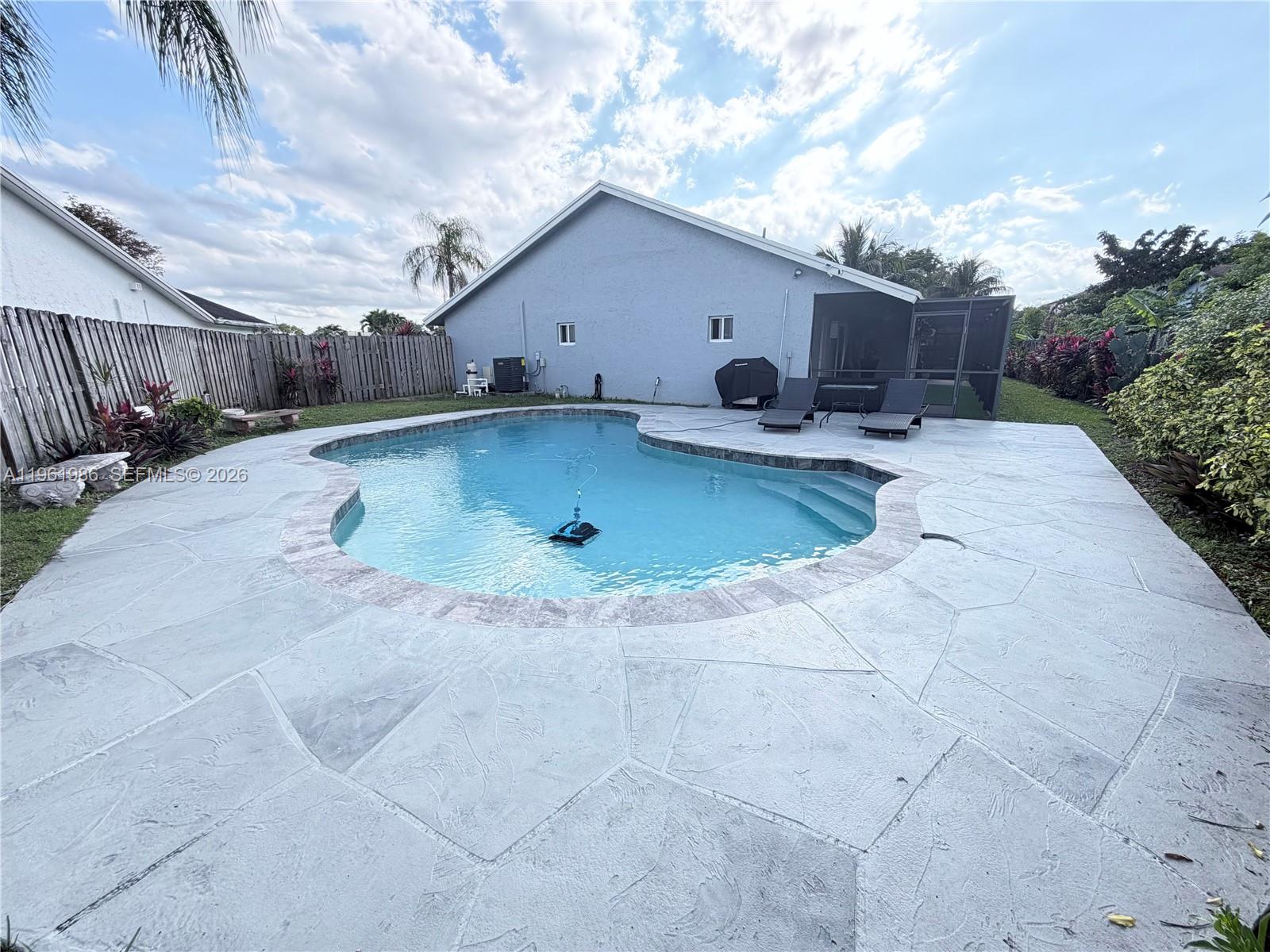 LAKEVIEW HOMES PHASE 1 - Residential