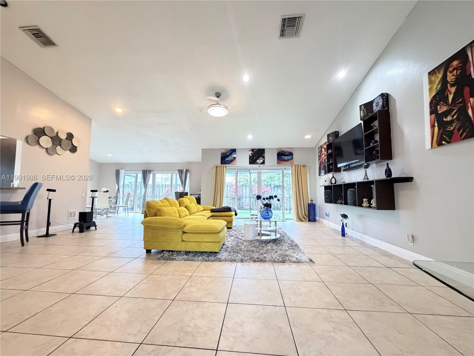 LAKEVIEW HOMES PHASE 1 - Residential