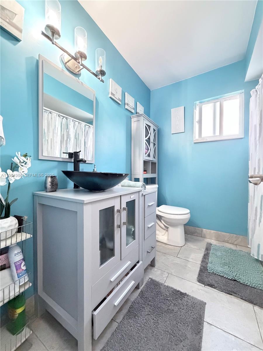 LAKEVIEW HOMES PHASE 1 - Residential