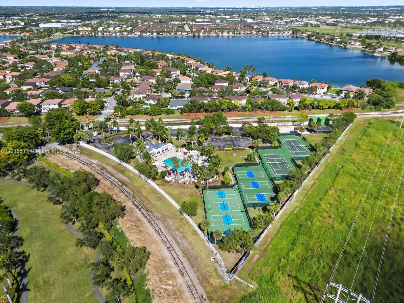 SILVER LAKES SEC 1 AMEND - Residential