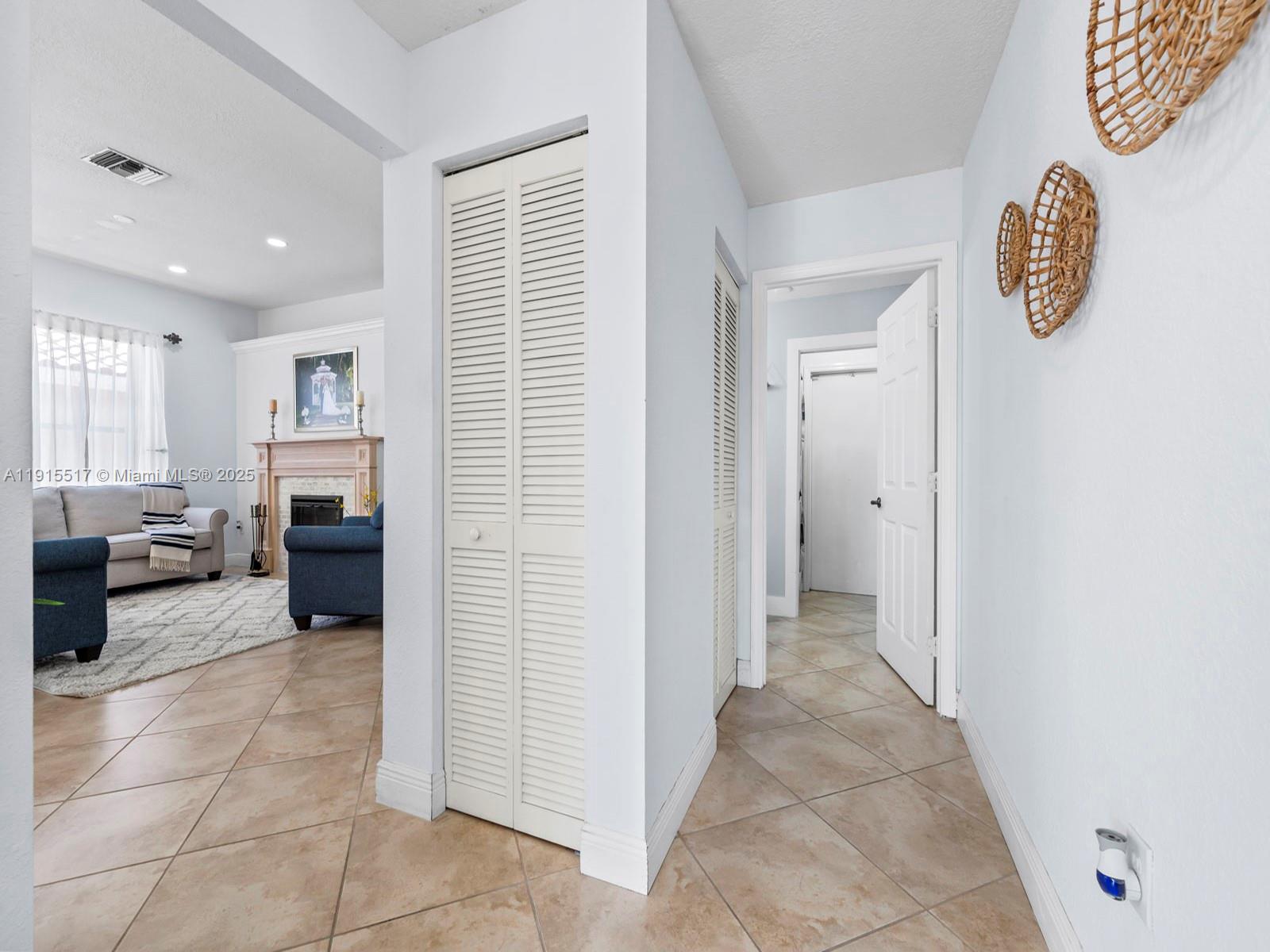 SILVER LAKES SEC 1 AMEND - Residential