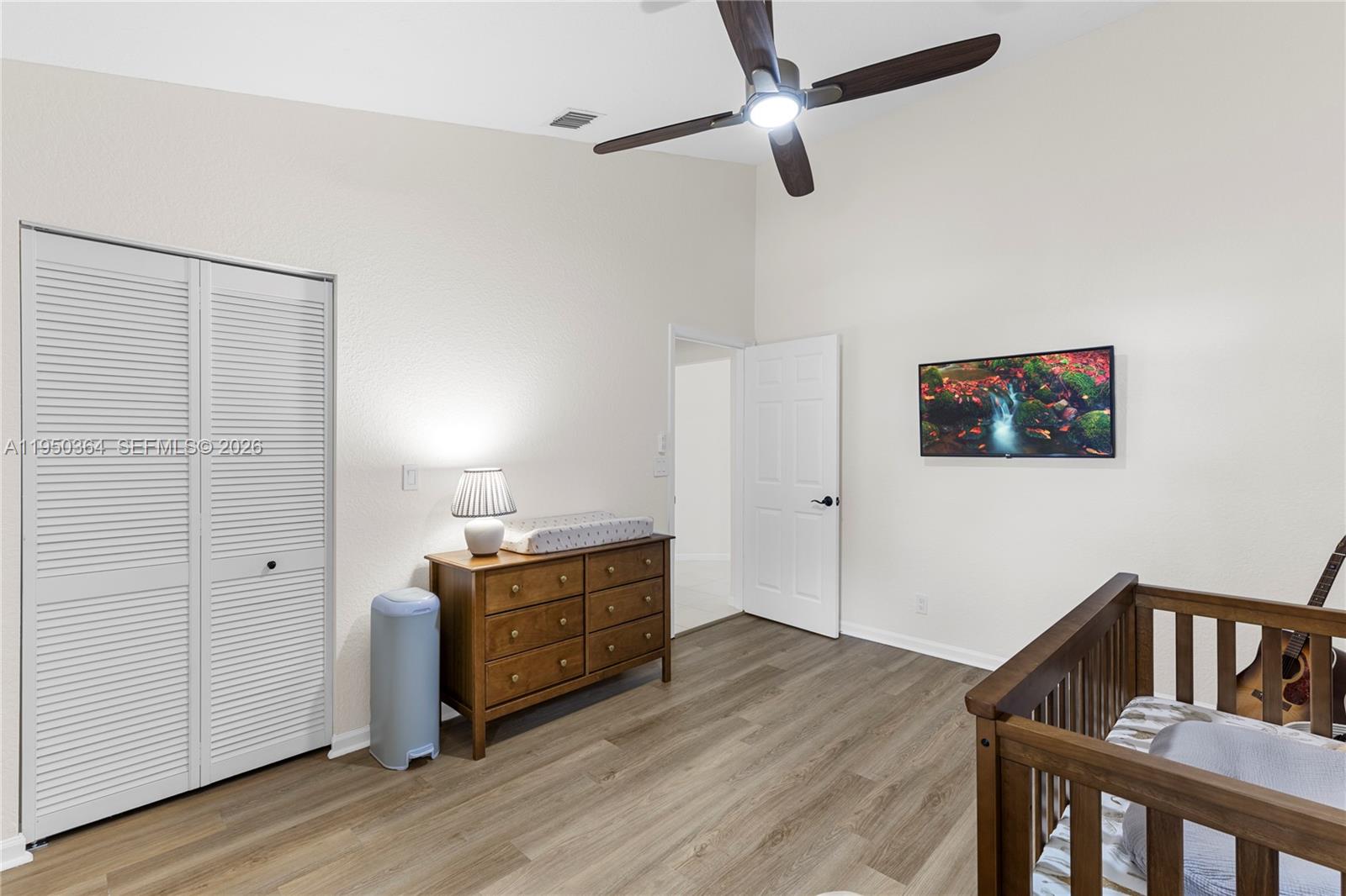 TROPICAL LAKES PH 2 - Residential