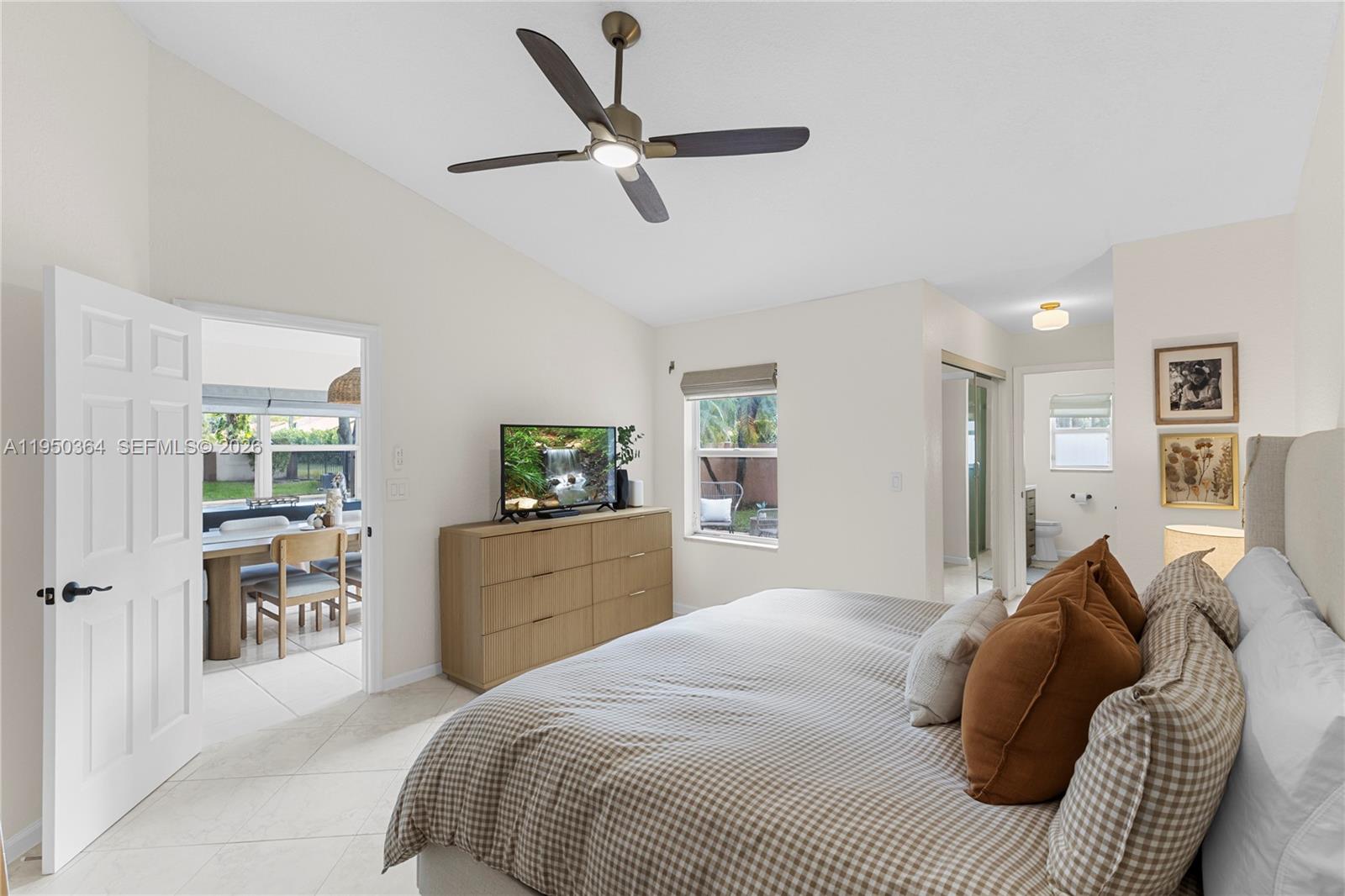 TROPICAL LAKES PH 2 - Residential