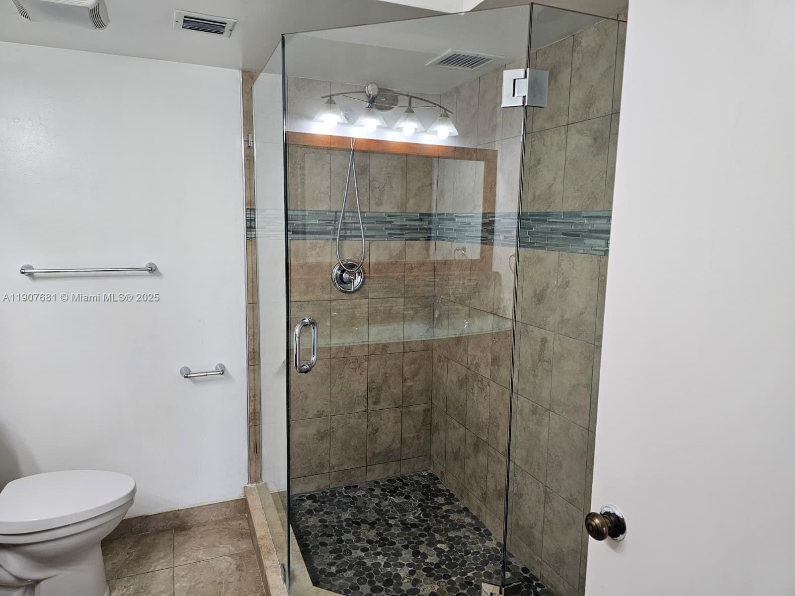 WHITEHALL VILLAGE - Residential Lease