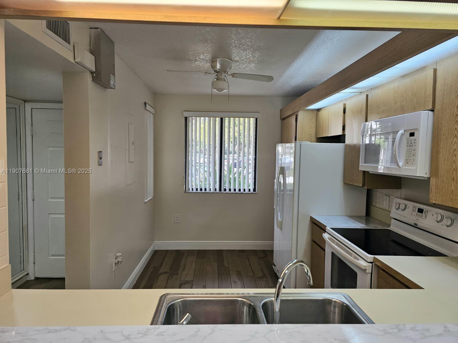 WHITEHALL VILLAGE - Residential Lease