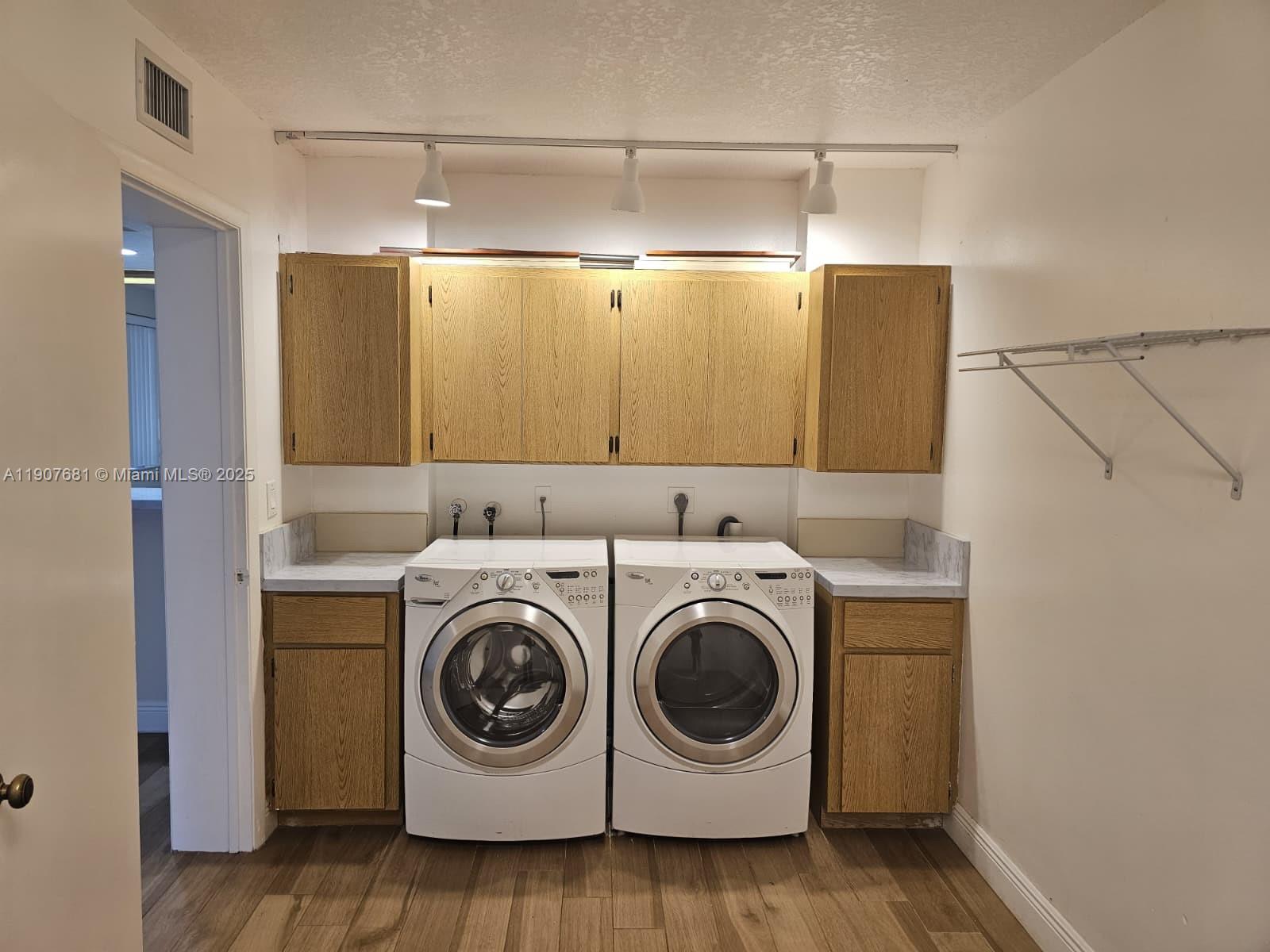 WHITEHALL VILLAGE - Residential Lease