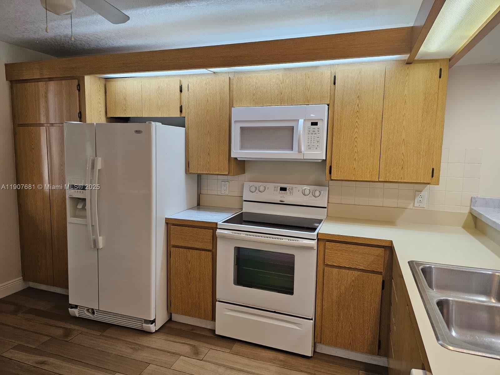 WHITEHALL VILLAGE - Residential Lease