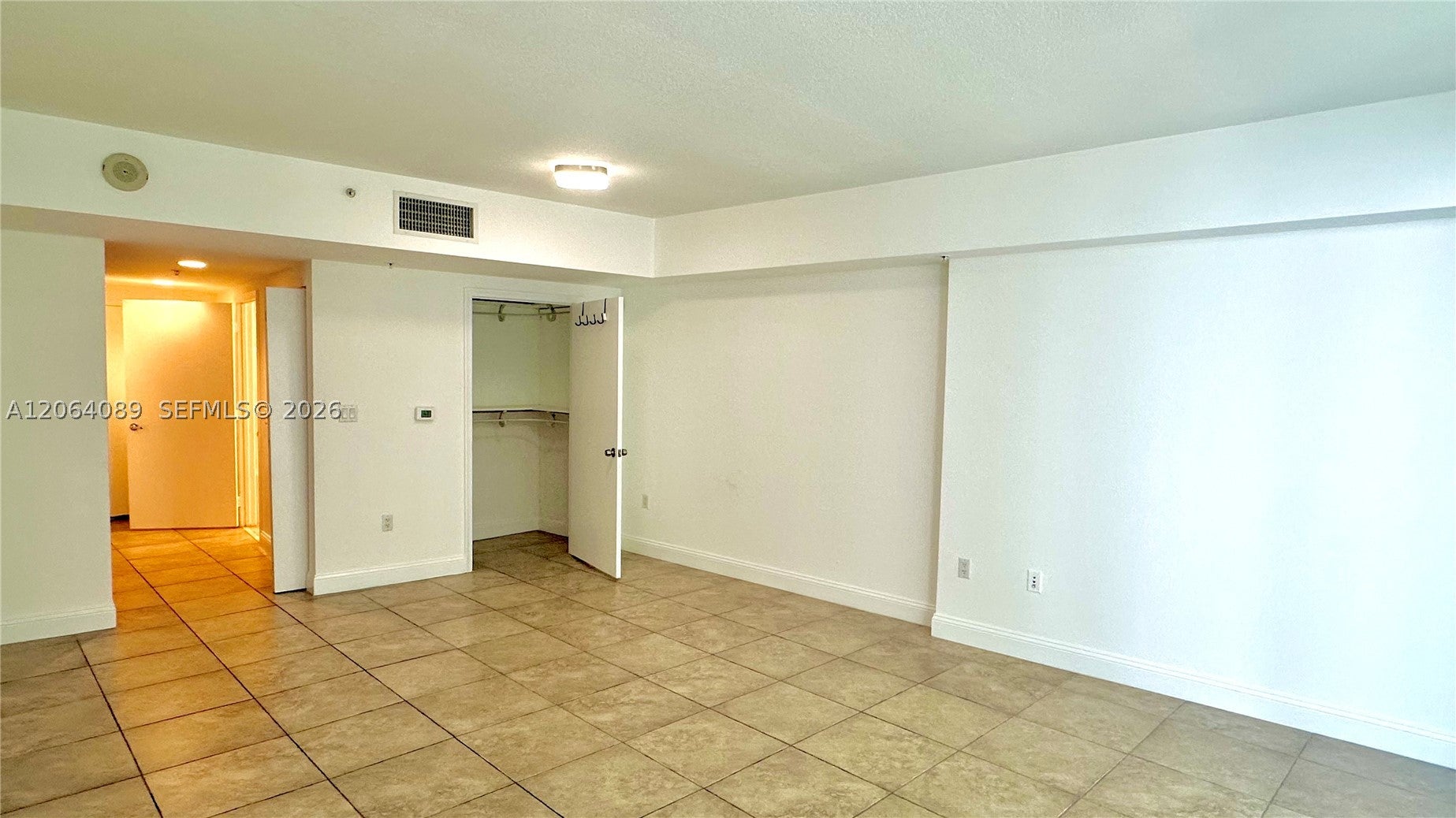 1750 N Bayshore Dr 2607