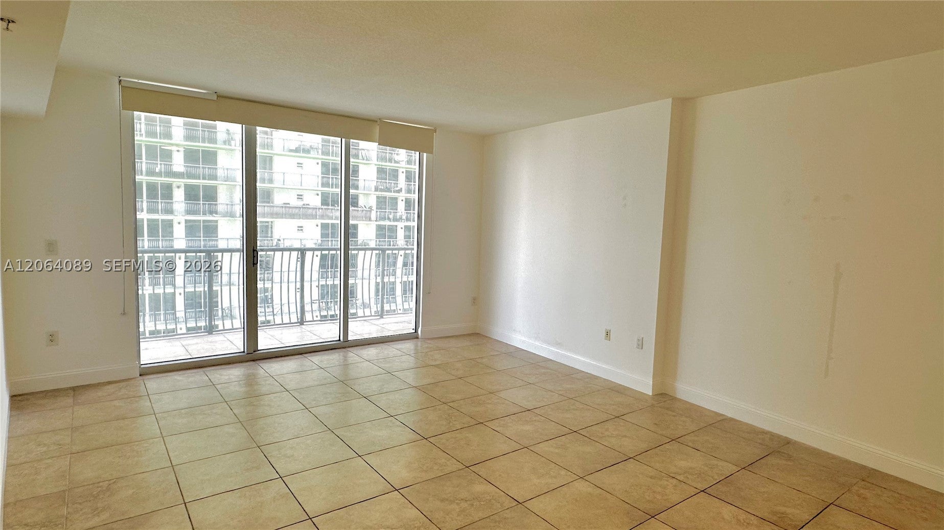 1750 N Bayshore Dr 2607