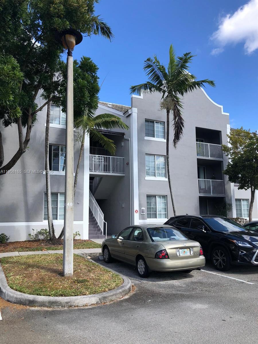 DEVONAIRE CONDO AT PEMBRO - Residential Lease