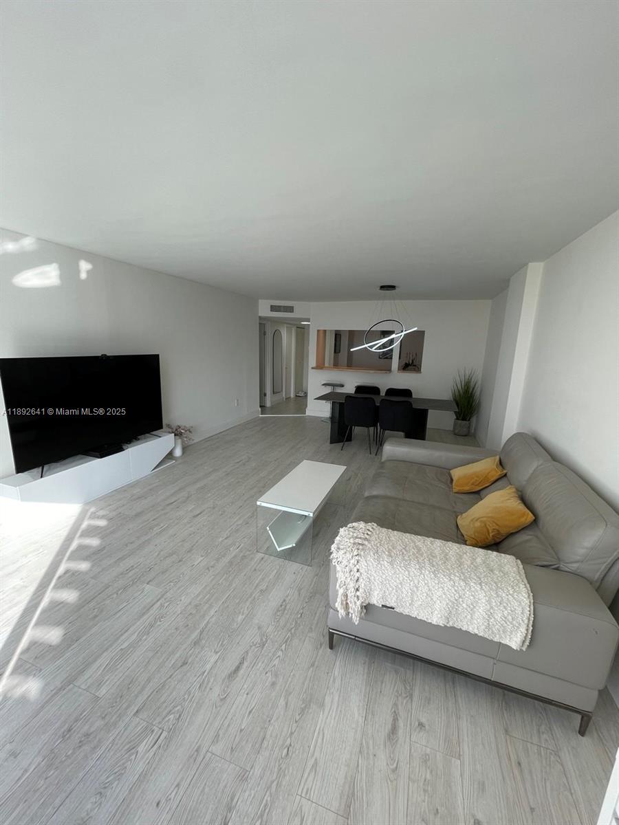 ADMIRALS PORT CONDO WEST B - Residential Lease