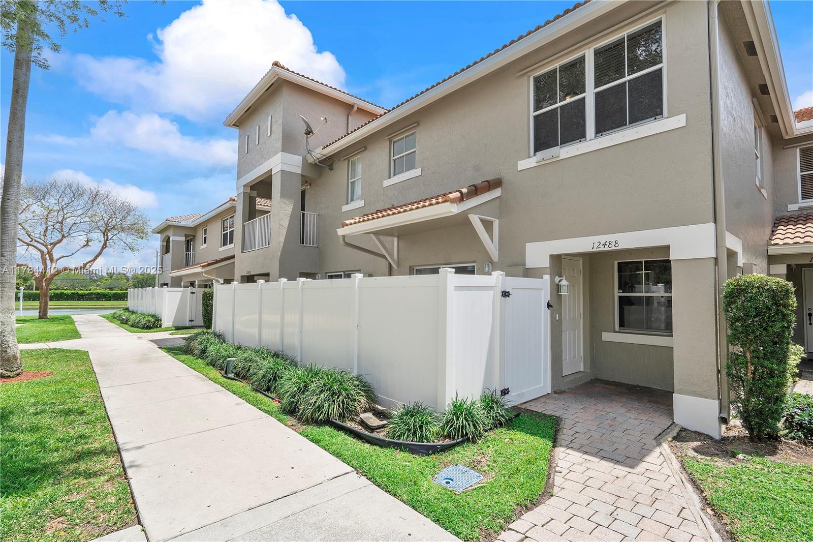 Rental Property at 12488 Sw 54th St, Miramar, Broward County, Florida - Bedrooms: 2 
Bathrooms: 3  - $2,600 MO.