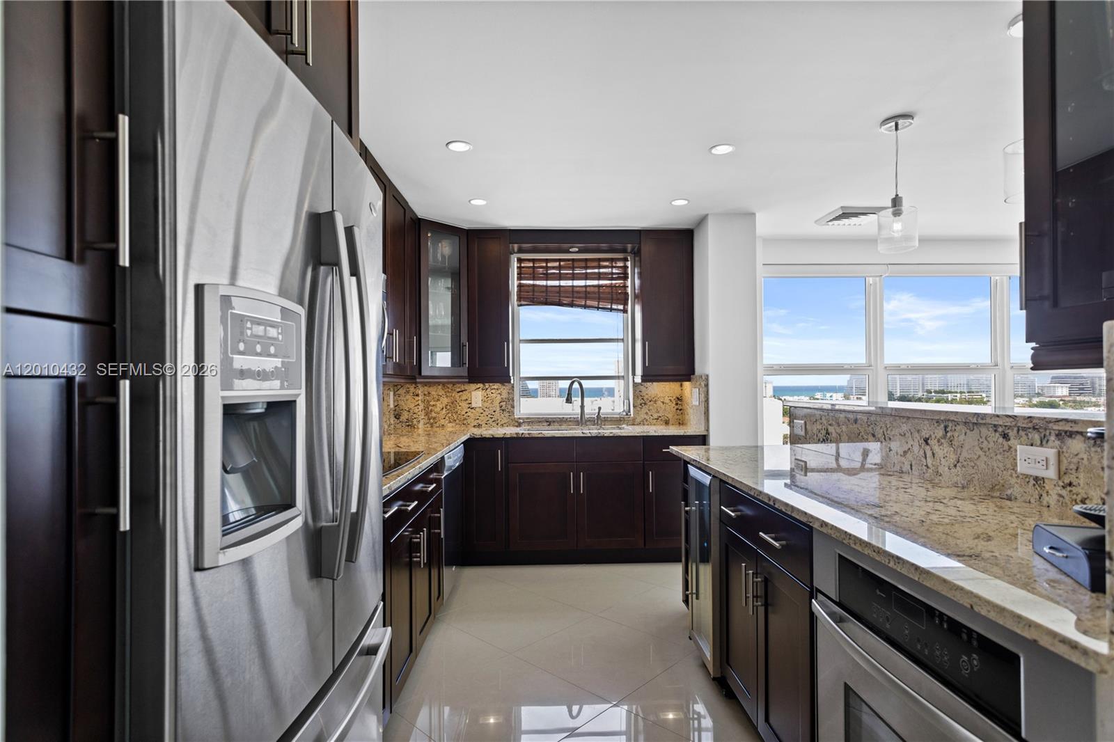 BLAIR HOUSE CONDO - WEST - Residential