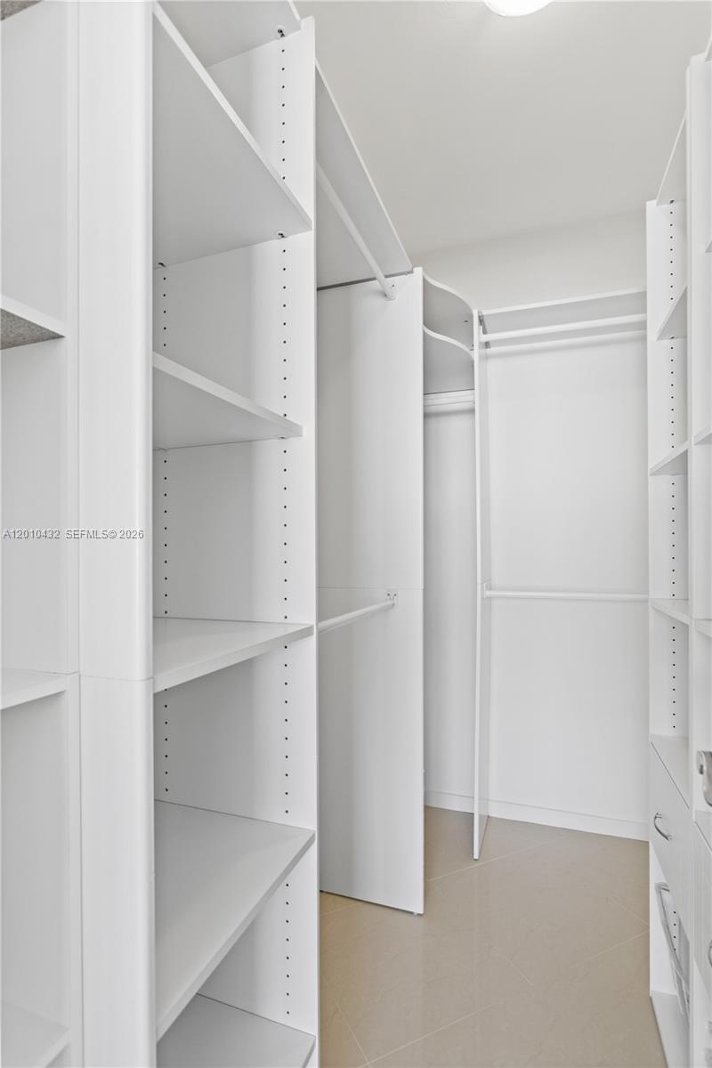 BLAIR HOUSE CONDO - WEST - Residential