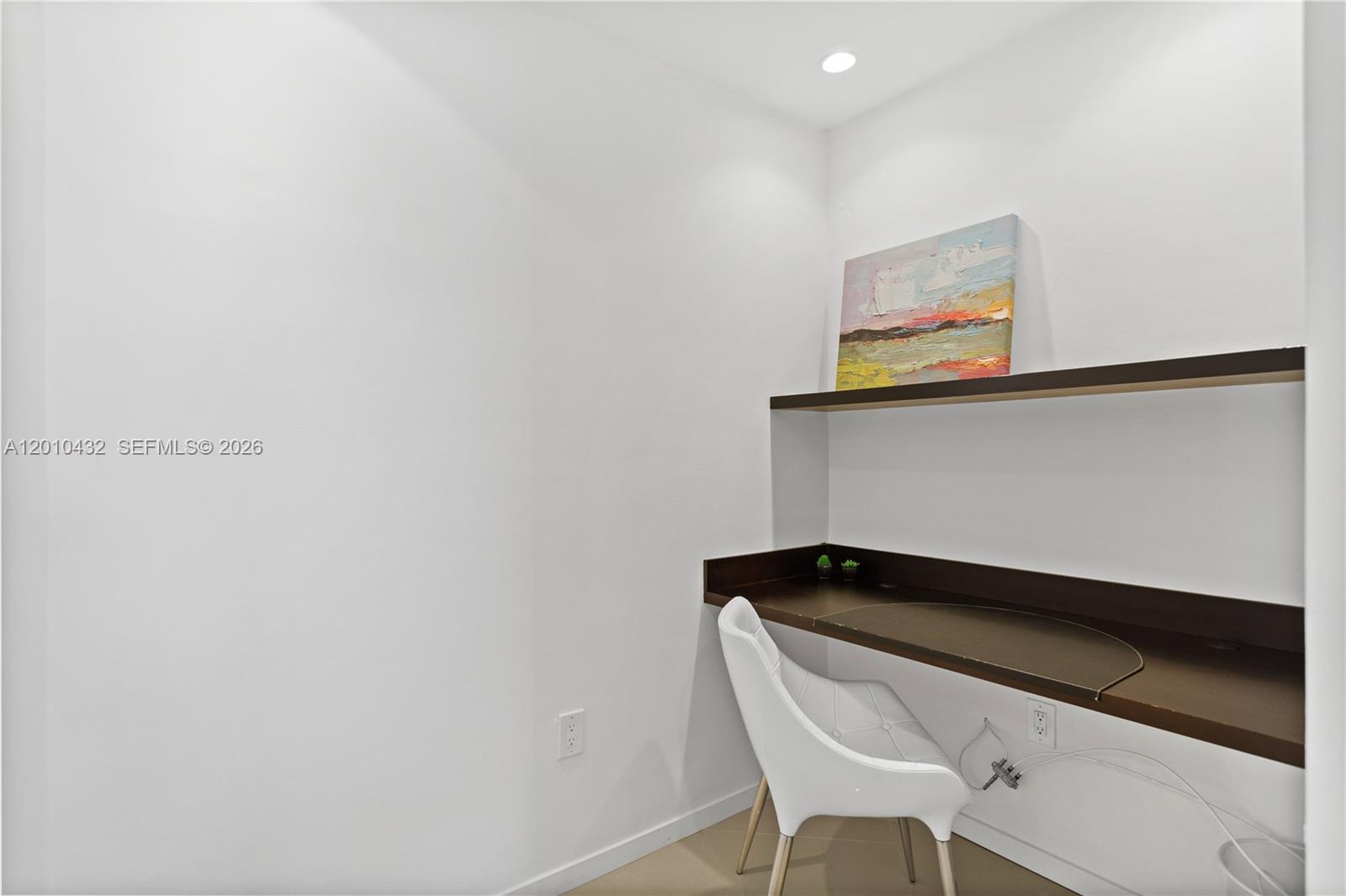 BLAIR HOUSE CONDO - WEST - Residential