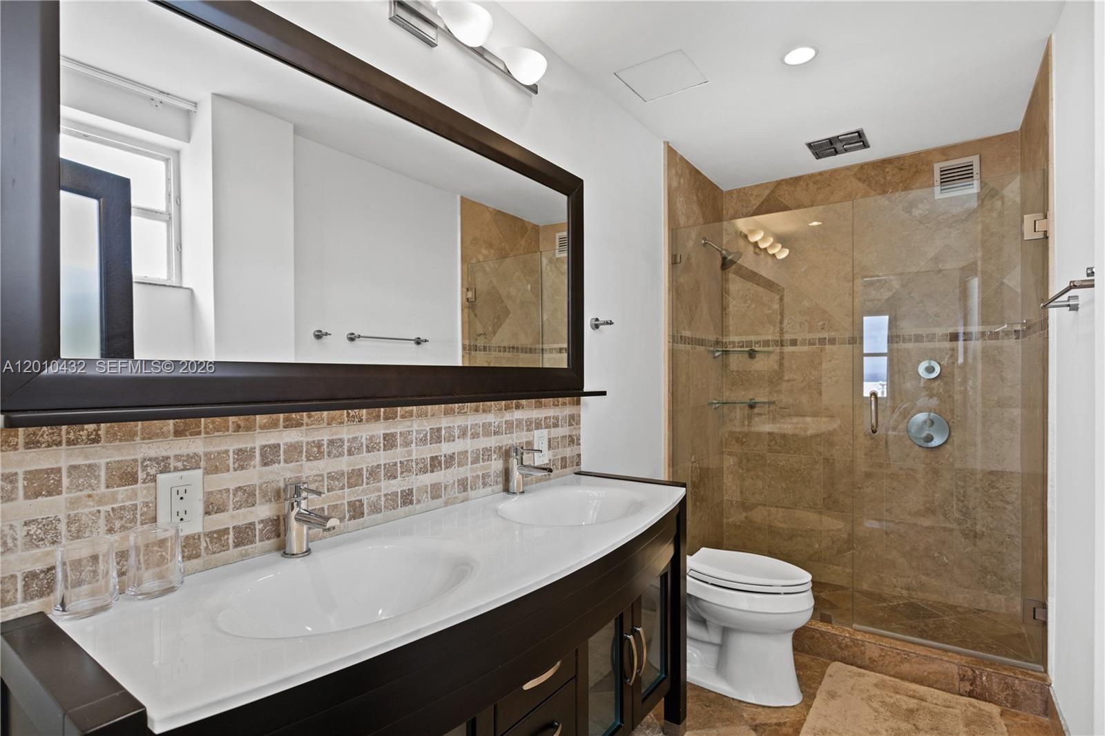 BLAIR HOUSE CONDO - WEST - Residential
