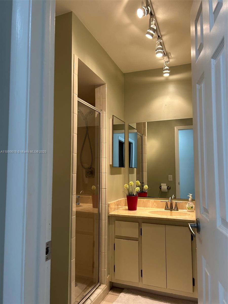 CHANTECLAIR VILLAS CONDO - Residential