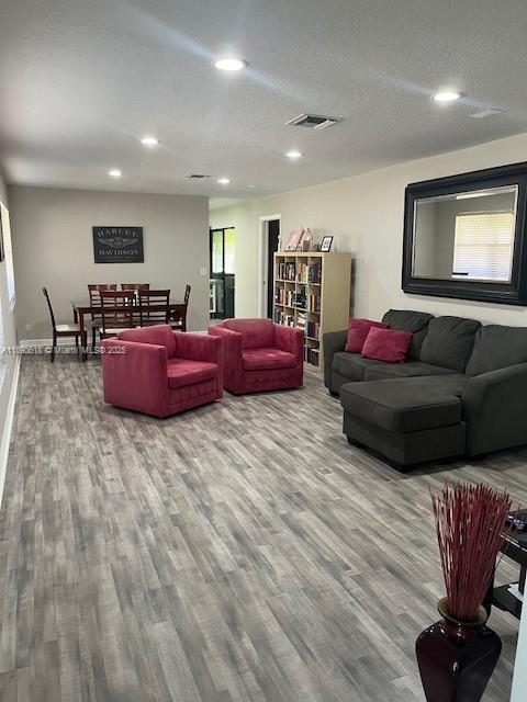 CHANTECLAIR VILLAS CONDO - Residential