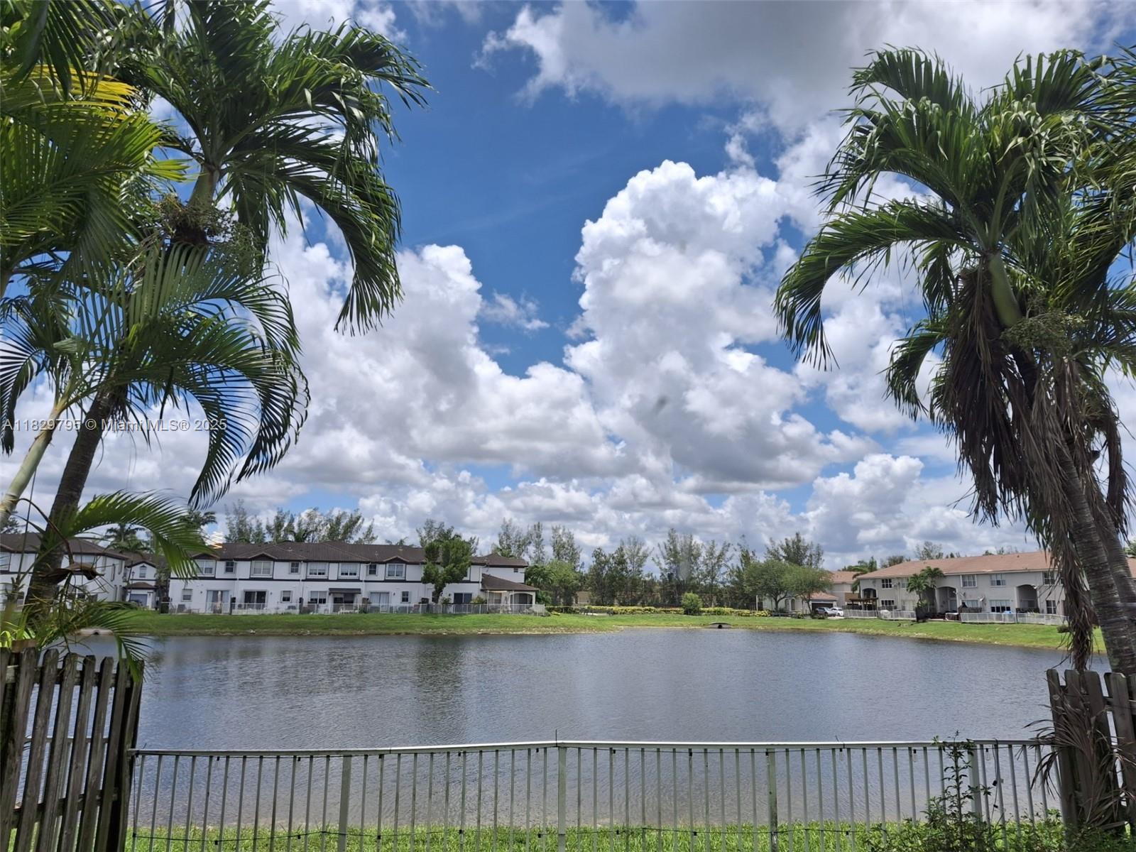 7848 NW 114th Path