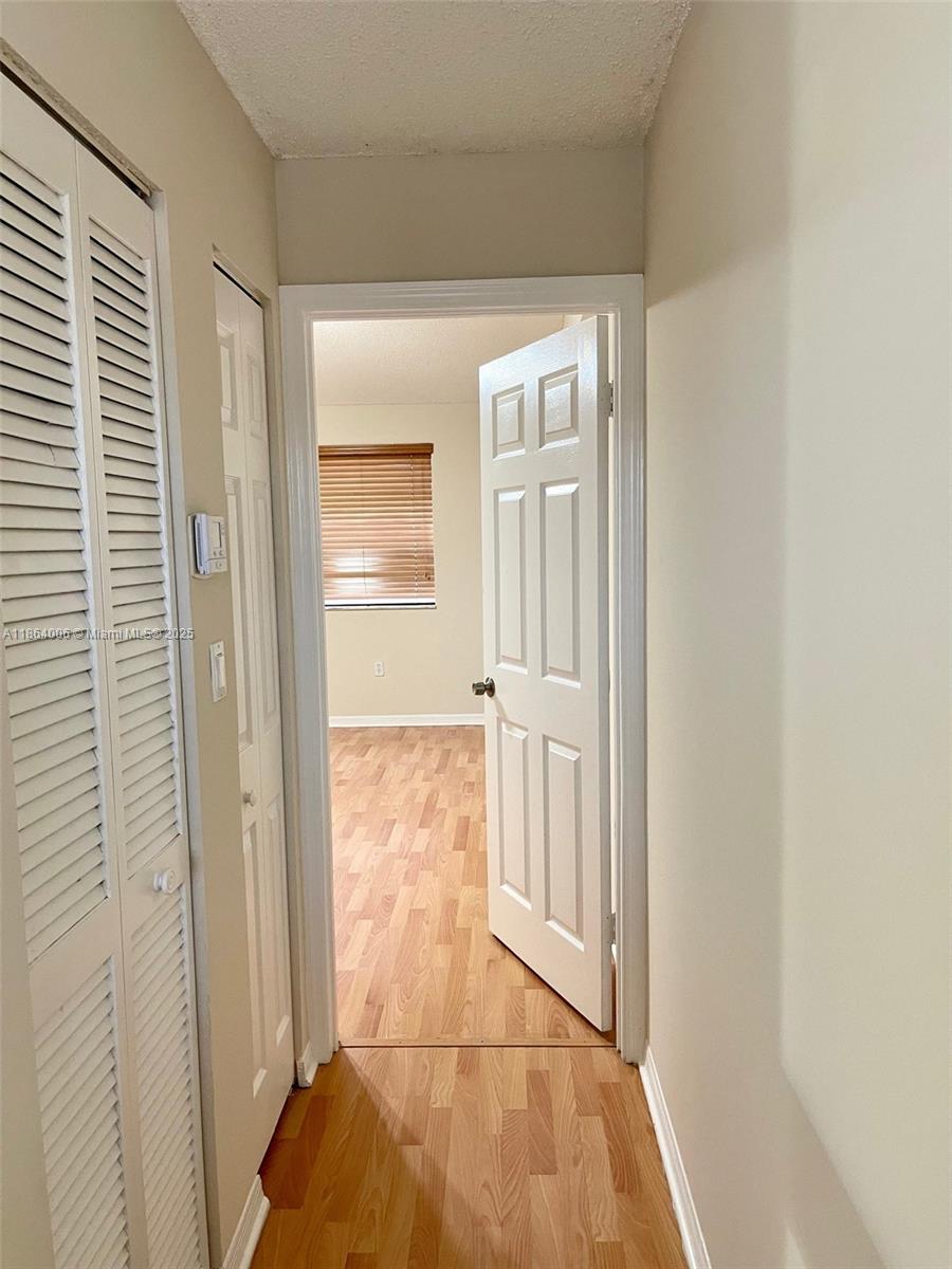 HEFTLERS LAGO MAR WEST - Residential