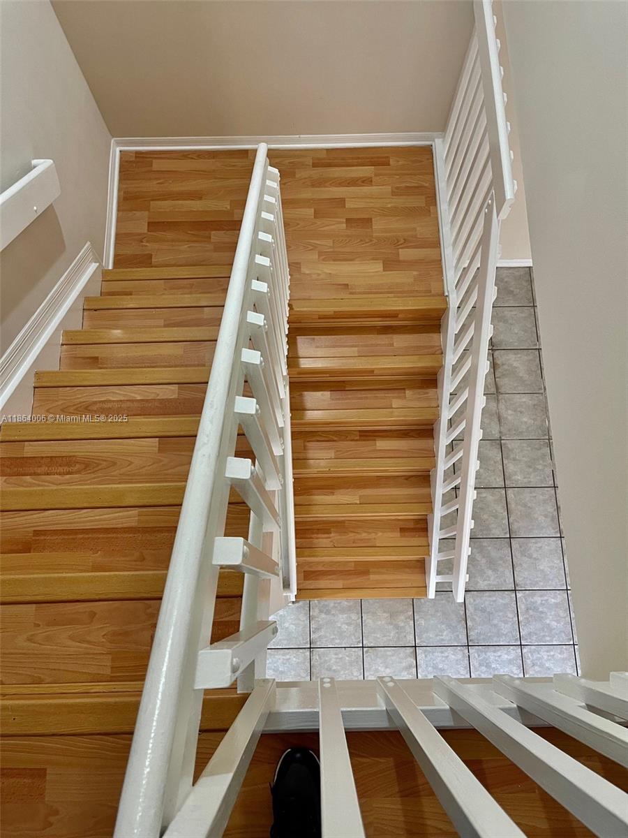 HEFTLERS LAGO MAR WEST - Residential