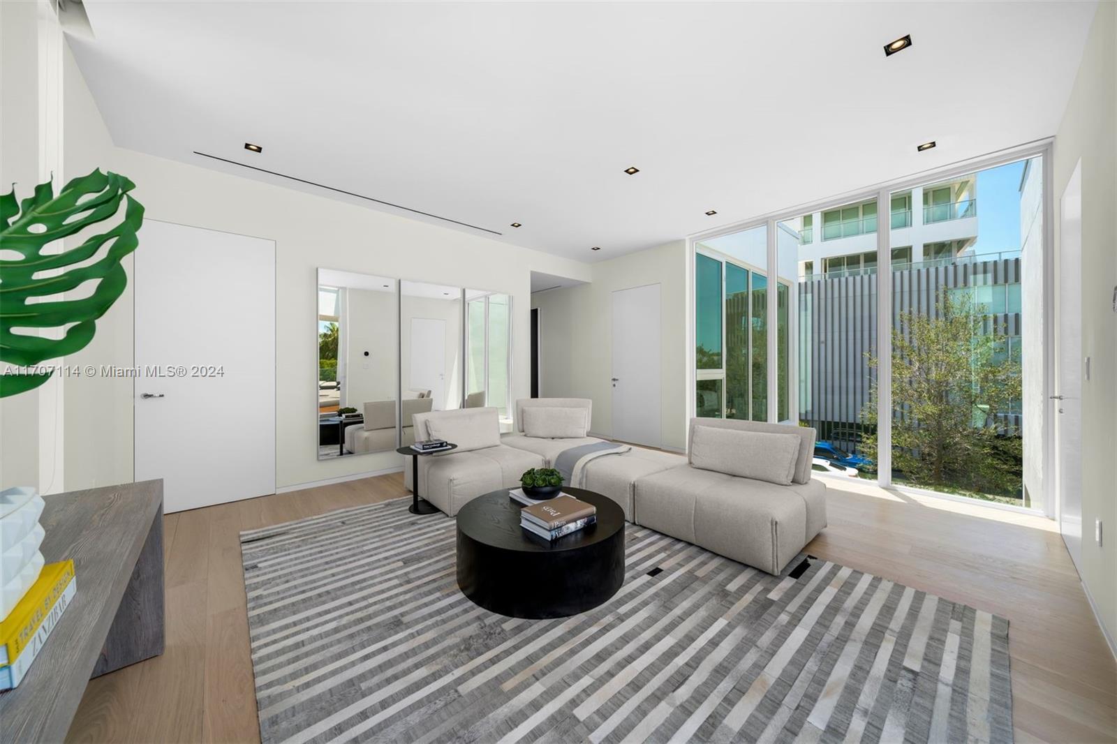 4701 NORTH MERIDIAN CONDO - Residential