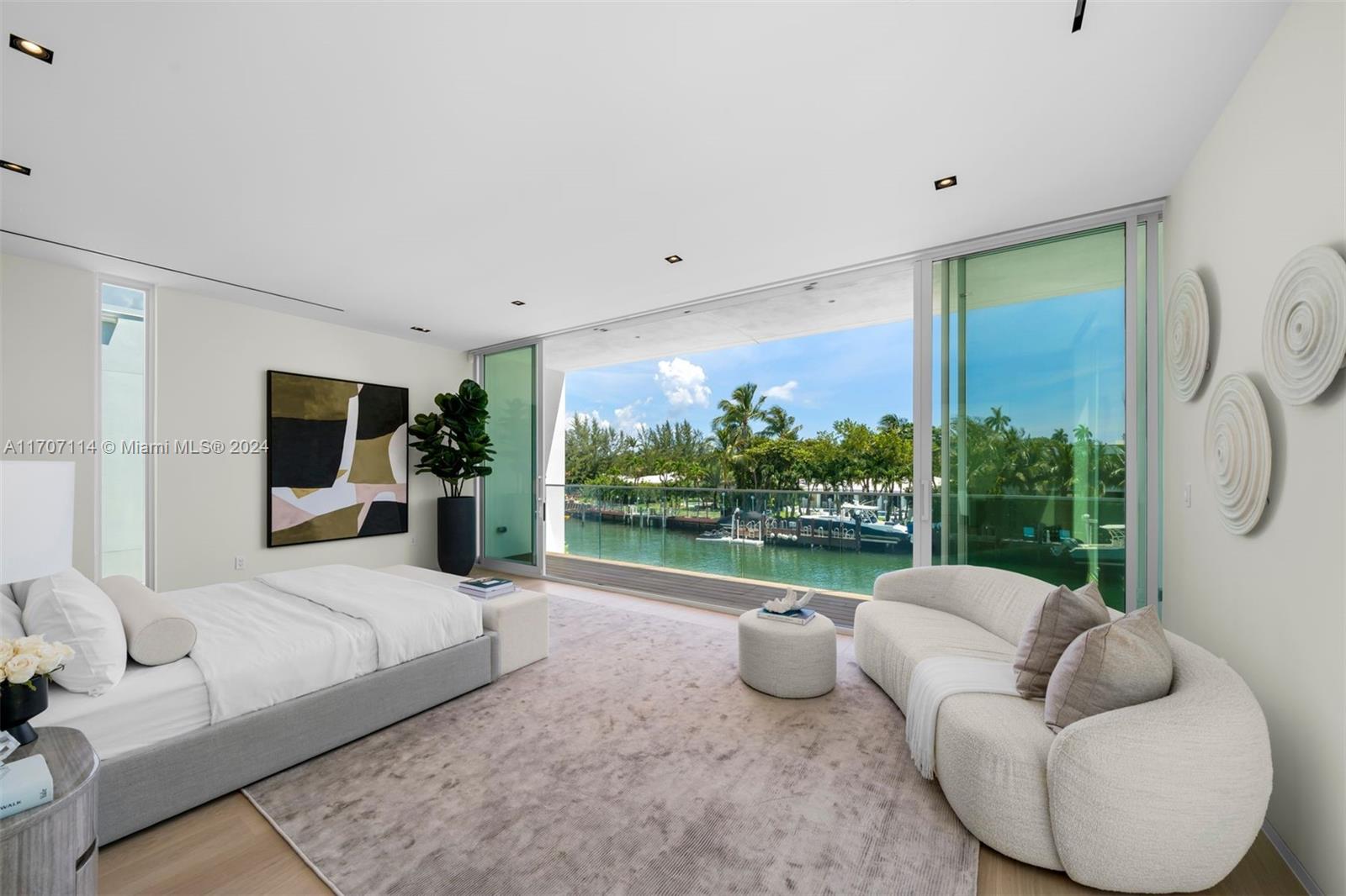 4701 NORTH MERIDIAN CONDO - Residential