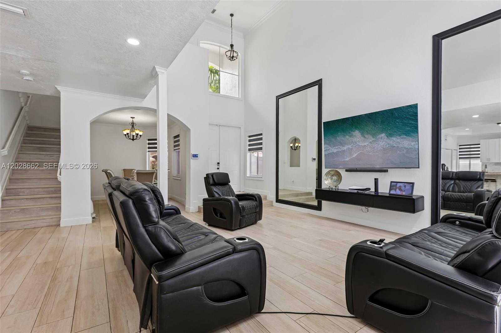 POD 10 AT MONARCH LAKES - Residential