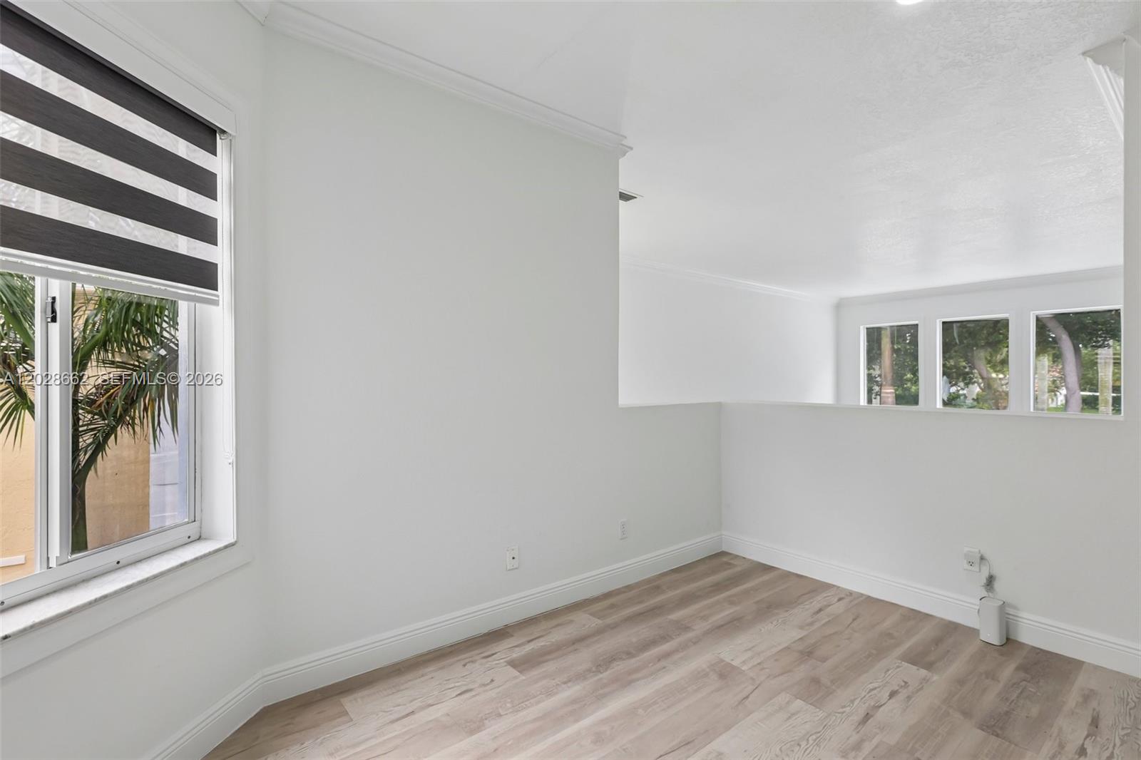 POD 10 AT MONARCH LAKES - Residential