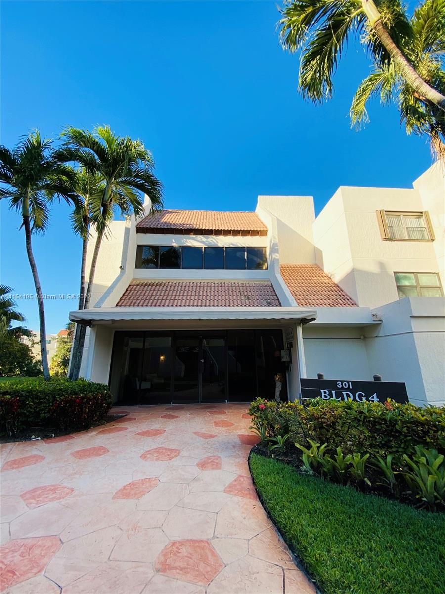 Great opportunity to live in the most desirable Weston! Very well located and maintained unit, located in the 3rd floor with water view to the canal, screened balcony, laminated floors, W/D inside the unit. Rent includes basic cable and 1 storage unit. 2 parking spaces (1 assigned, 1 guest). Also enjoy access to the recently renovated Town Center Club with incredible amenities: Gym, temperature controlled pool, Bowling, Basket ball courts, tennis courts, BBQ areas, Ball Rooms, Games rooms and more! Unit occupied until 03/31/2022. Please use Showassist for showings request. Contact Listing agent for showings. Please allow 24h notice. FACE COVERING ARE MANDATORY TO ENTER THE PREMISES.