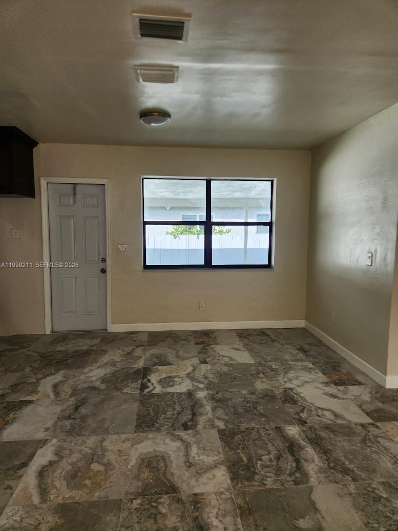 OAKLAND PARK - Residential Lease