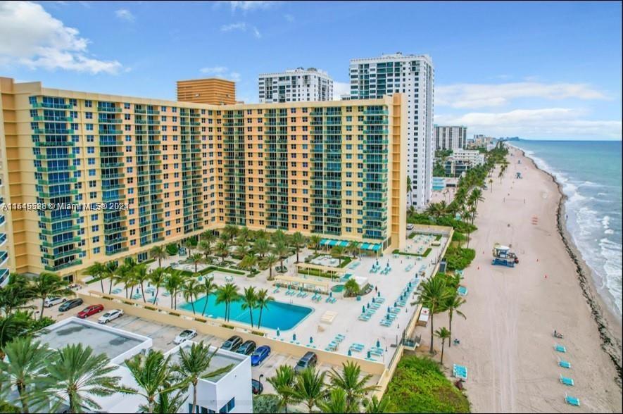 WAVE CONDO - Residential