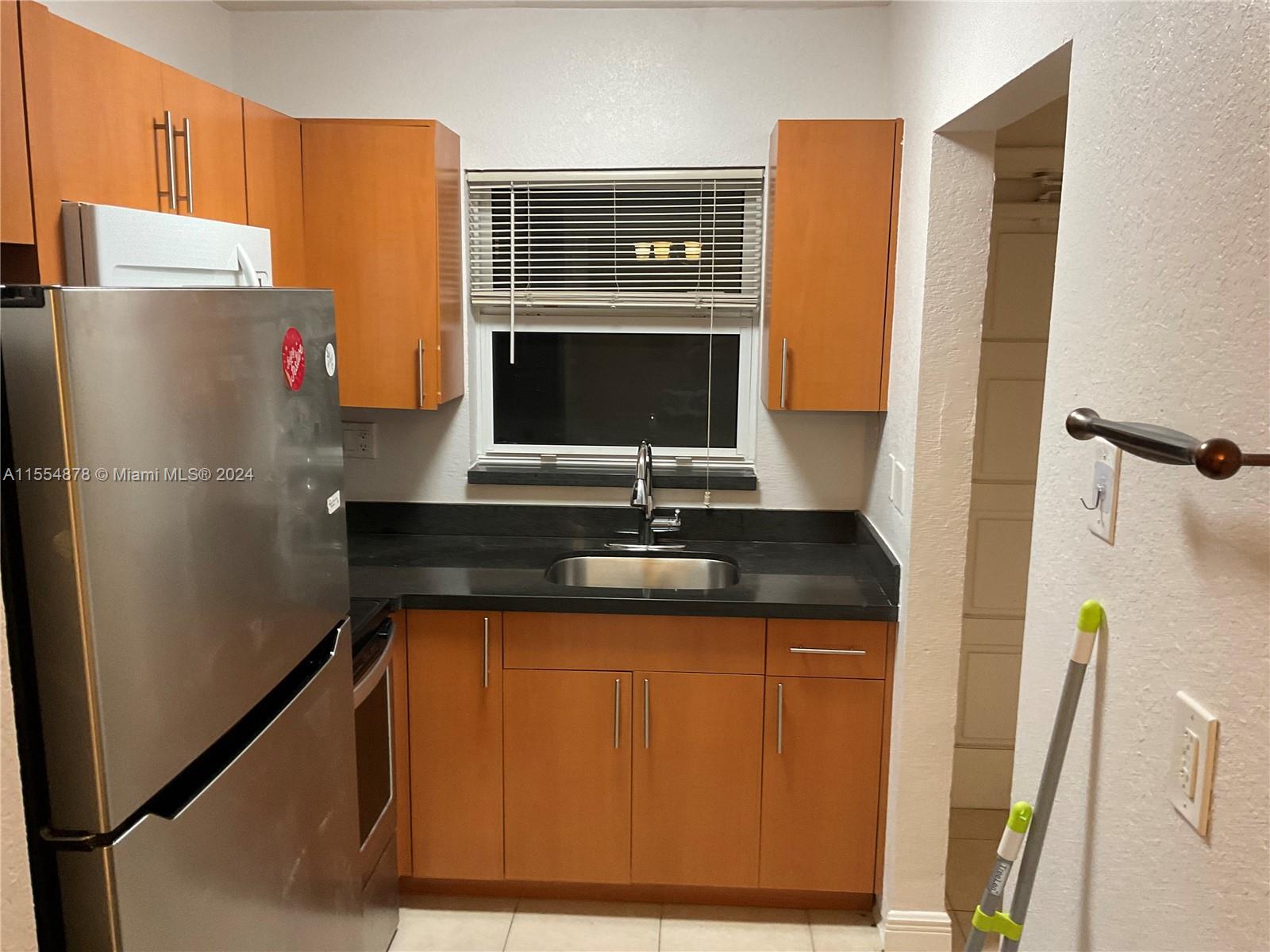 WATERVIEW CONDO - Residential Lease