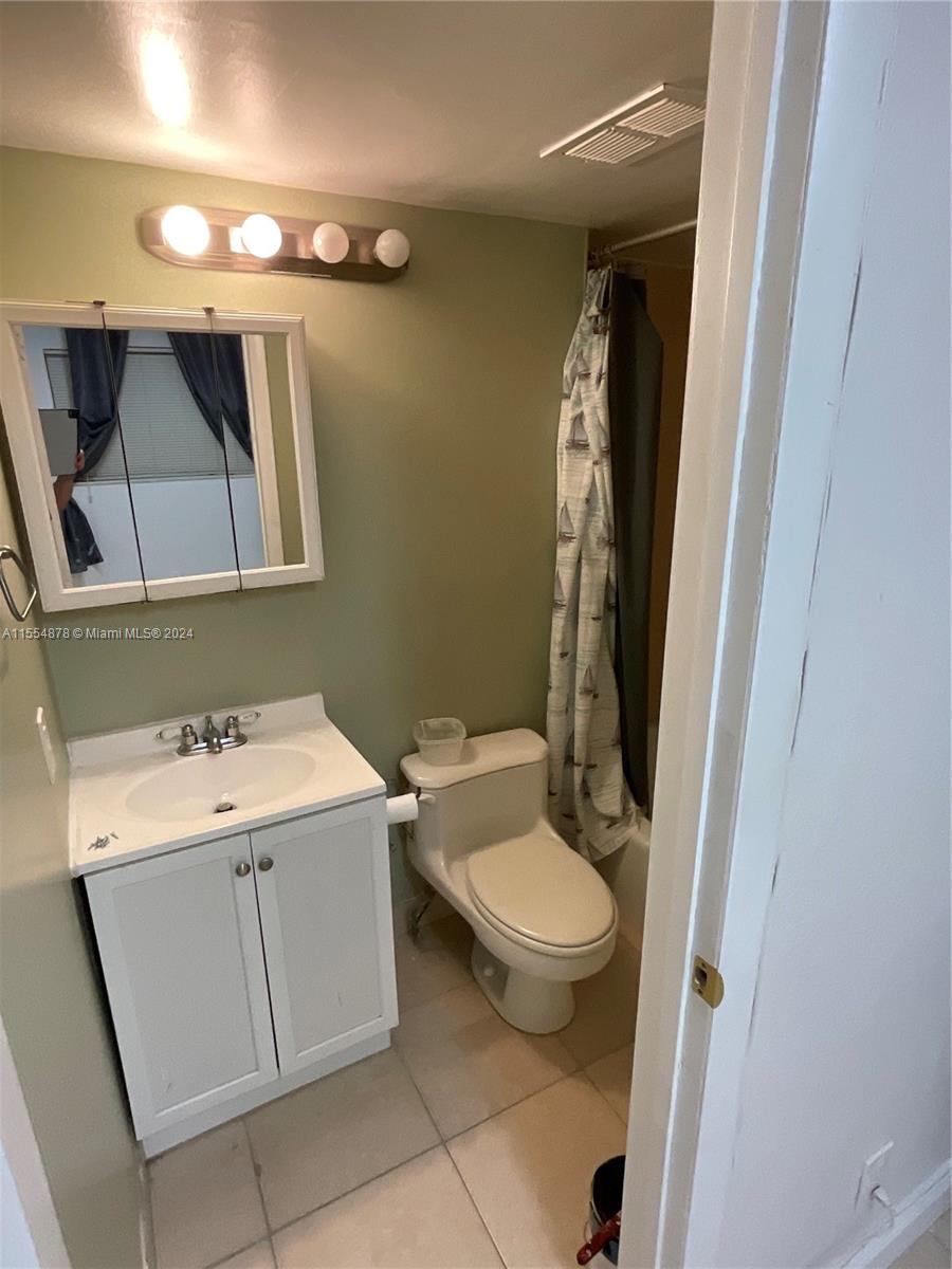 WATERVIEW CONDO - Residential Lease